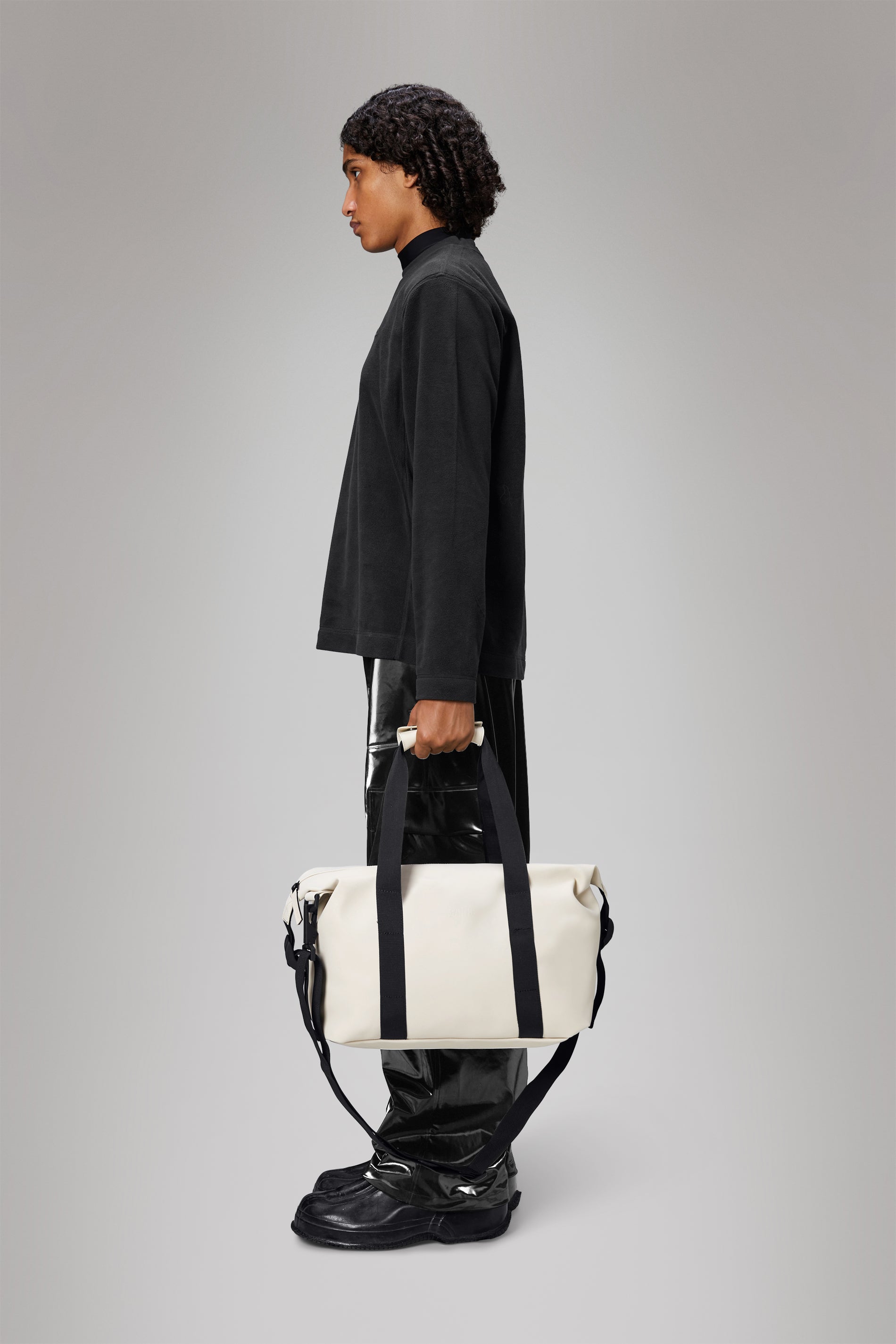 Rains Hilo Weekend Bag Small Weekender 26 Dune