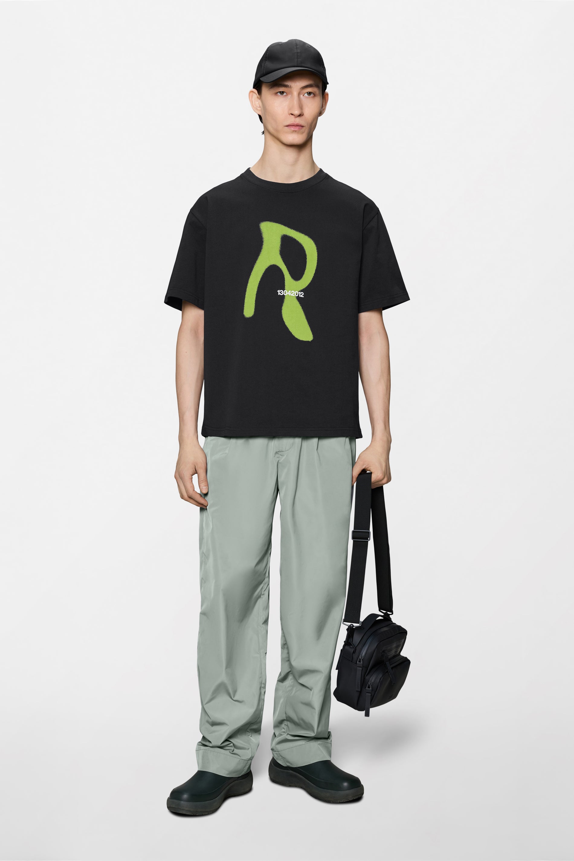 Classic T-shirt Blurred