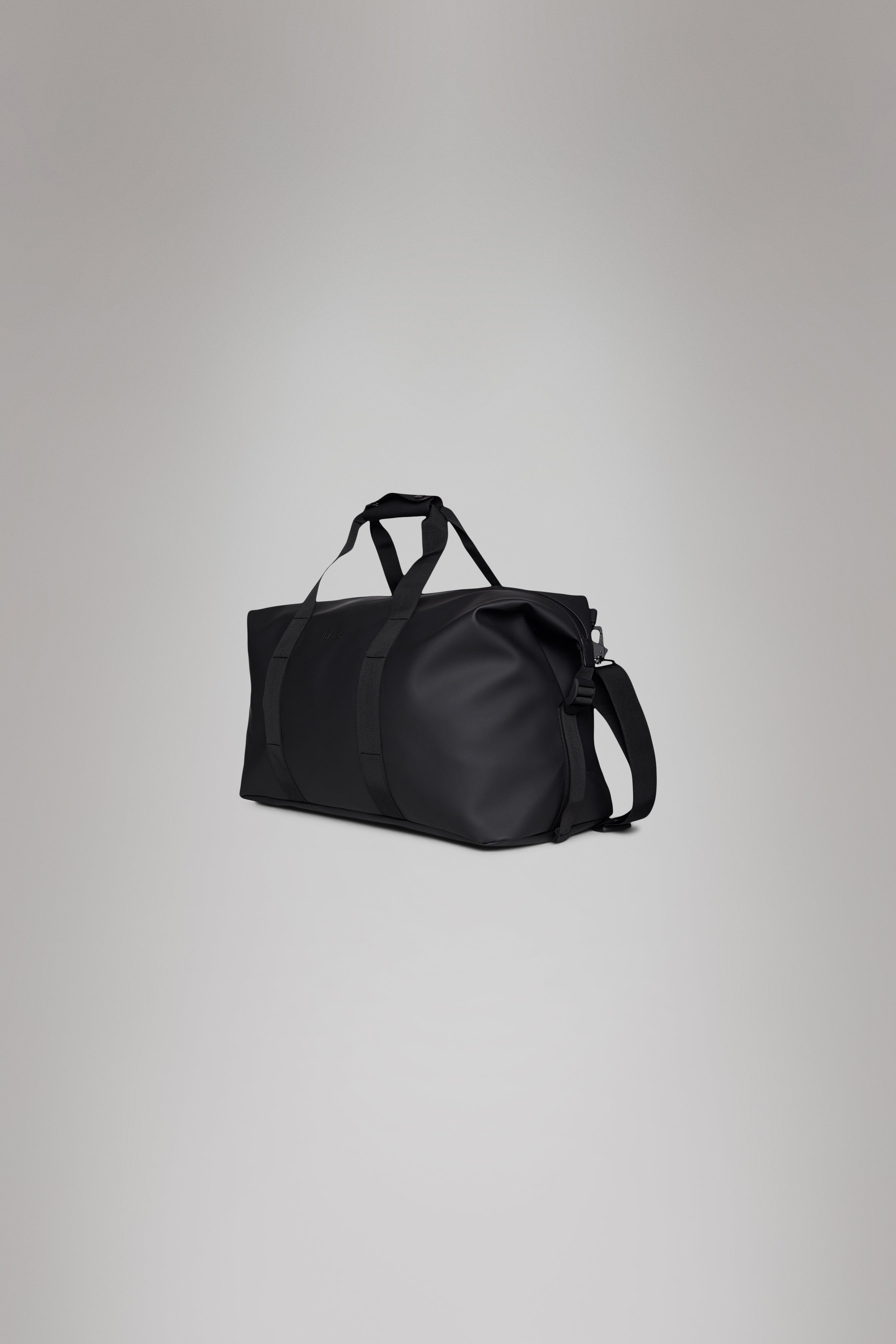Rains Hilo Weekend Bag Weekender 01 Black