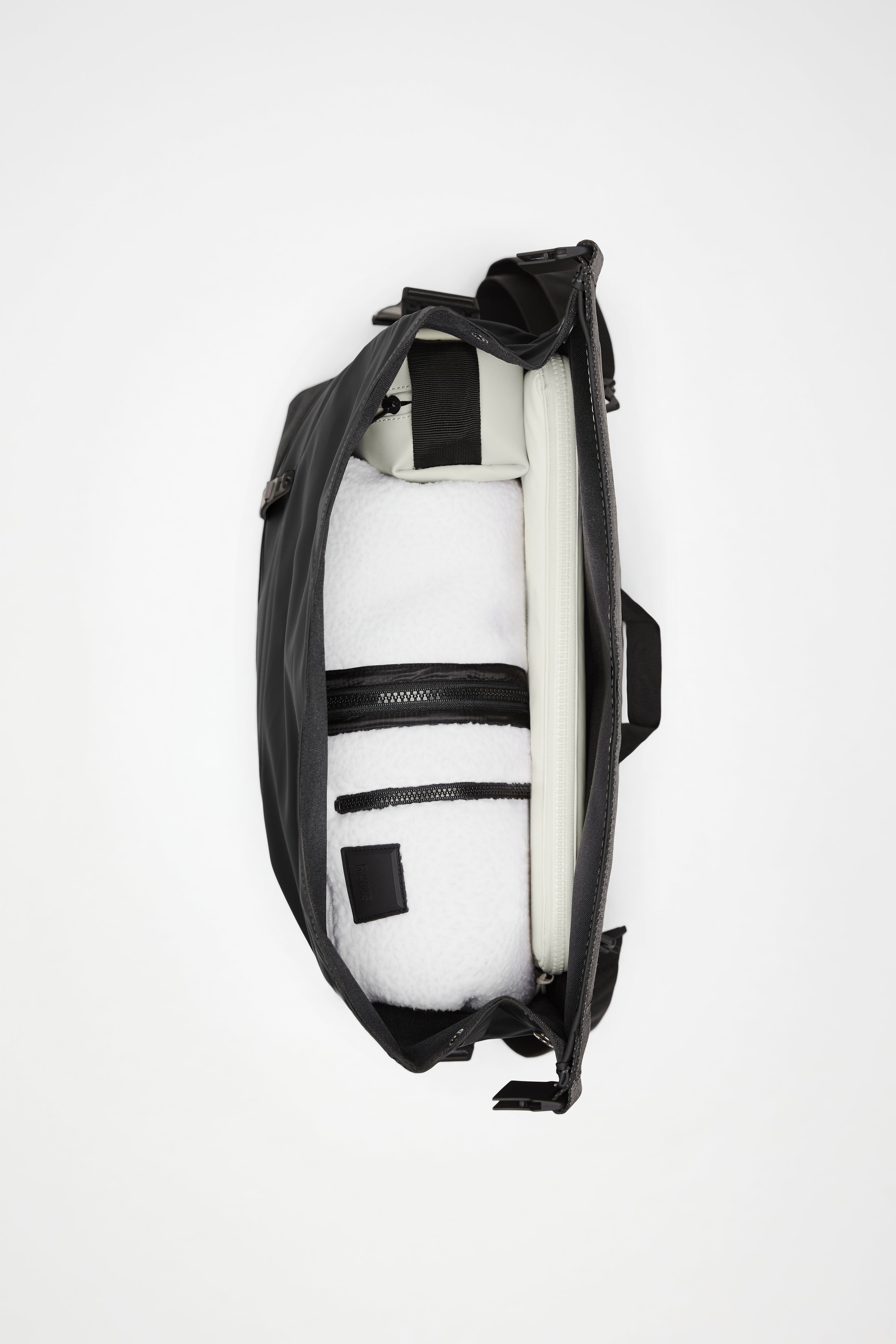 Trail Rolltop Messenger Bag