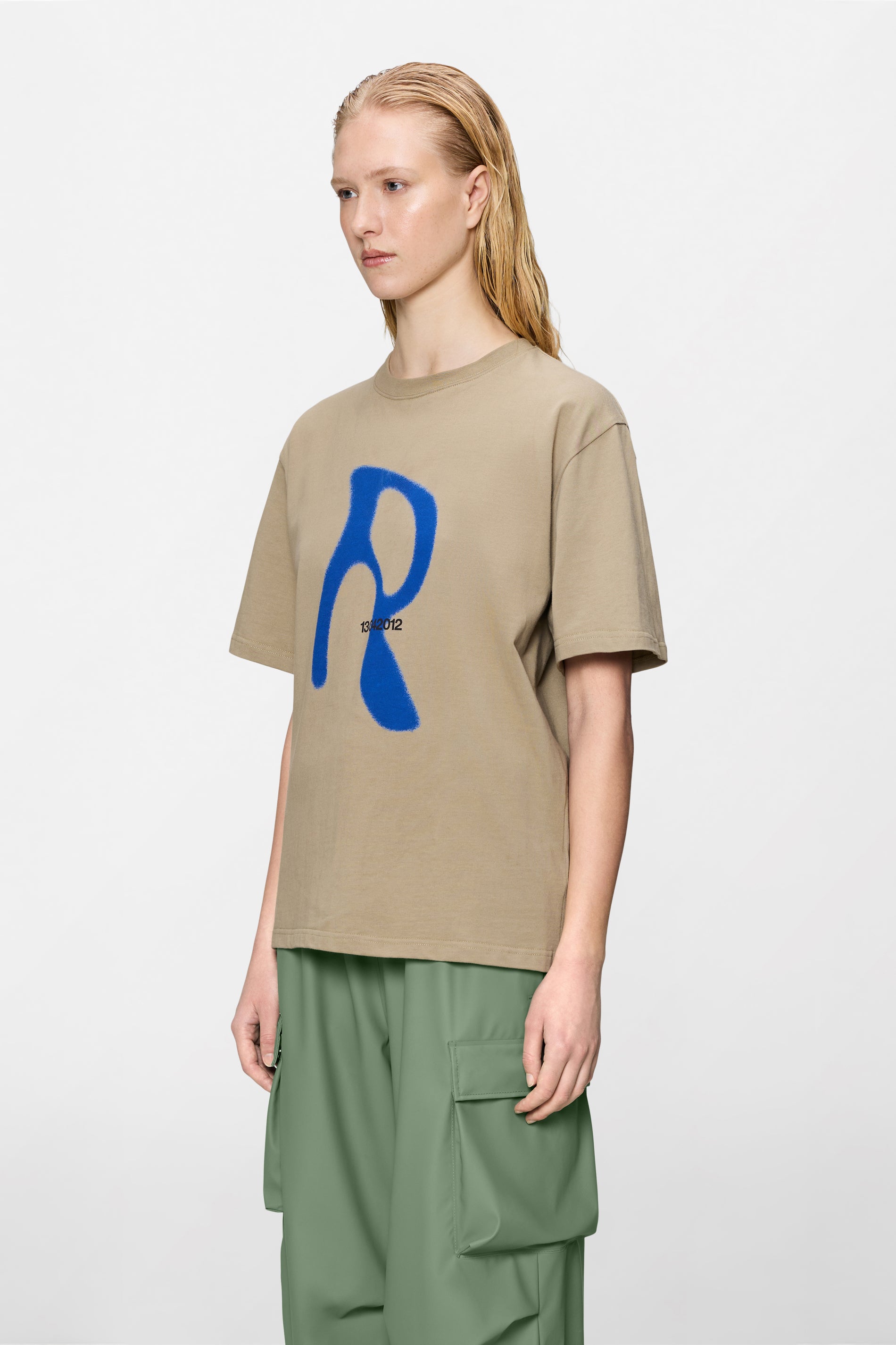 Classic T-shirt Blurred